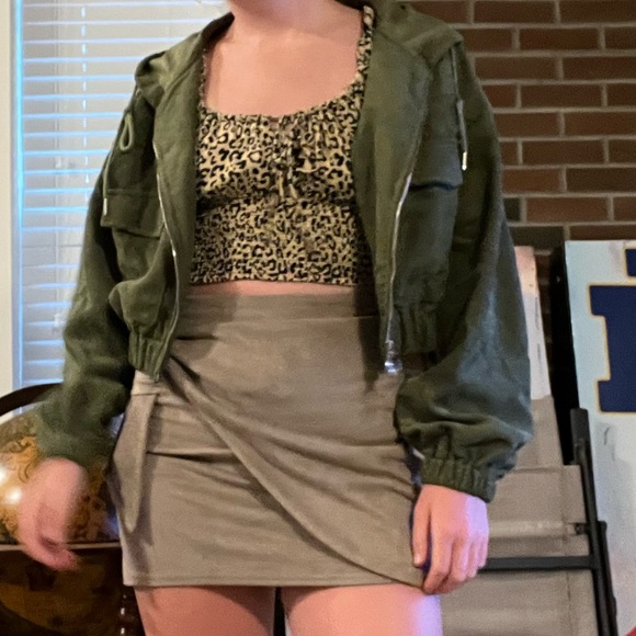 SHEIN Cropped Jacket - Picture 3 of 4